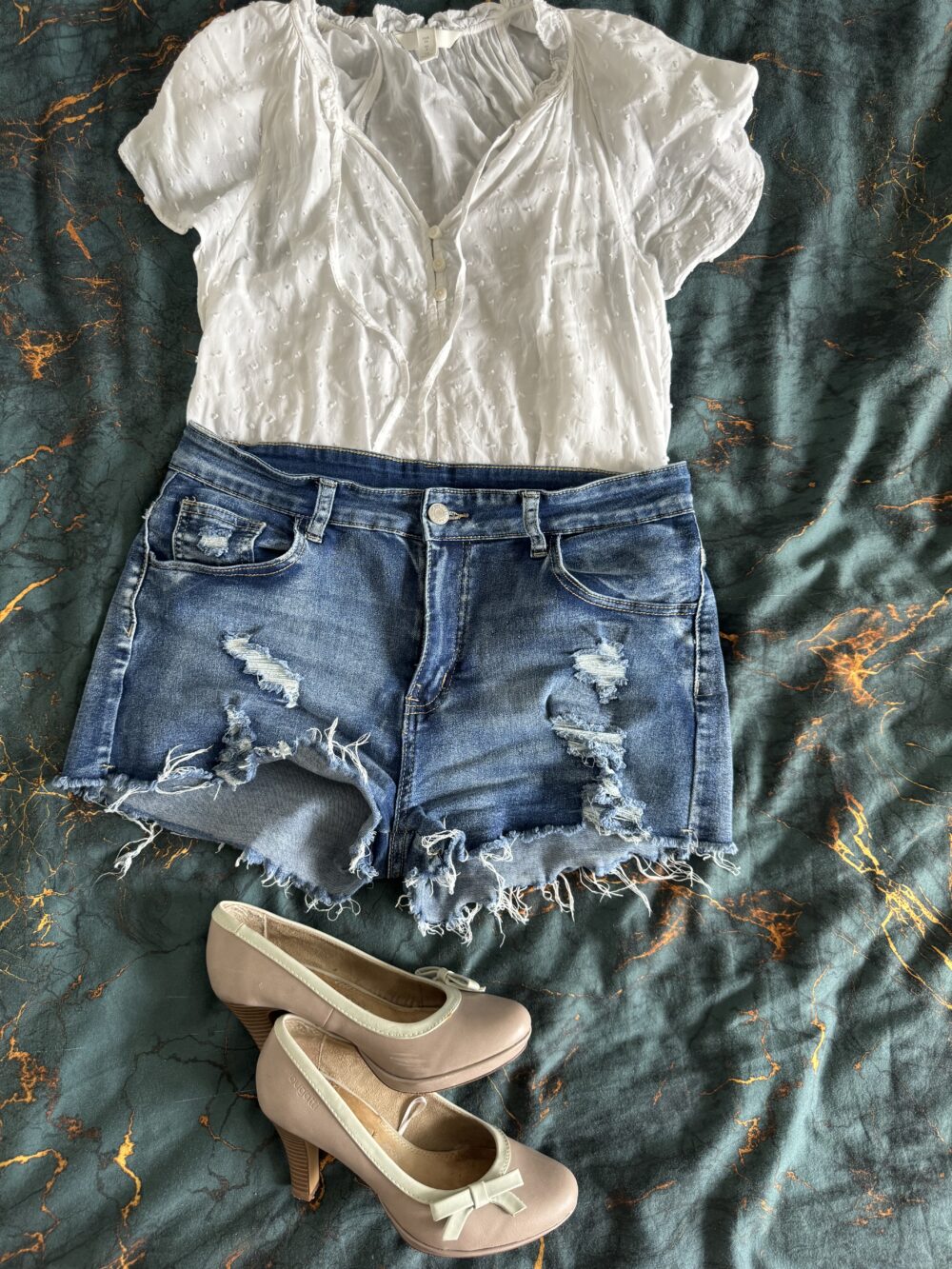 ❤️‍🔥 luftige Bluse, Shorts und Heels ❤️‍🔥