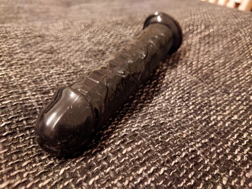 Schwarzer Dildo