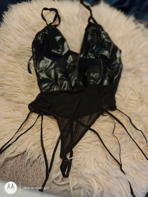 Body wie Latex und im Schritt wie ein hauch nichts *wow*