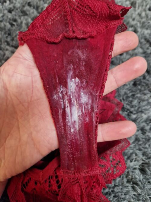 Lilys schmutzige Slips 🤤💦