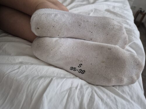 weiße Socken 3 Tage getragen