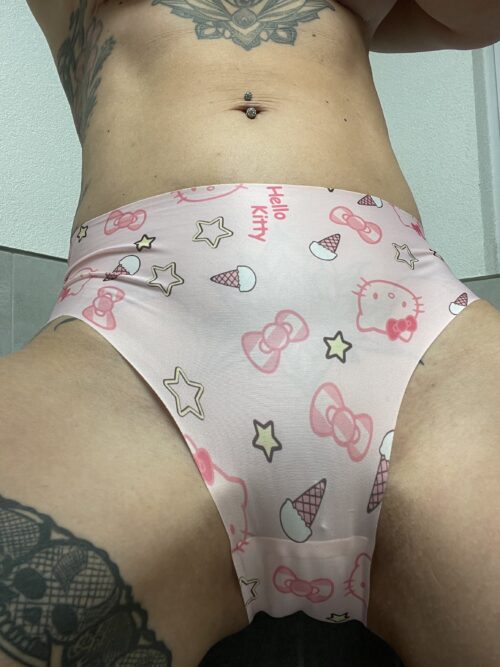 hello kitty panties