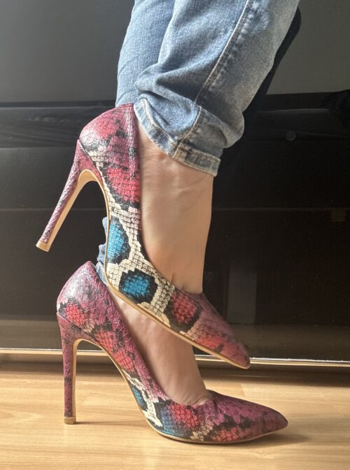 ✨pumps ✨snake ✨ pink