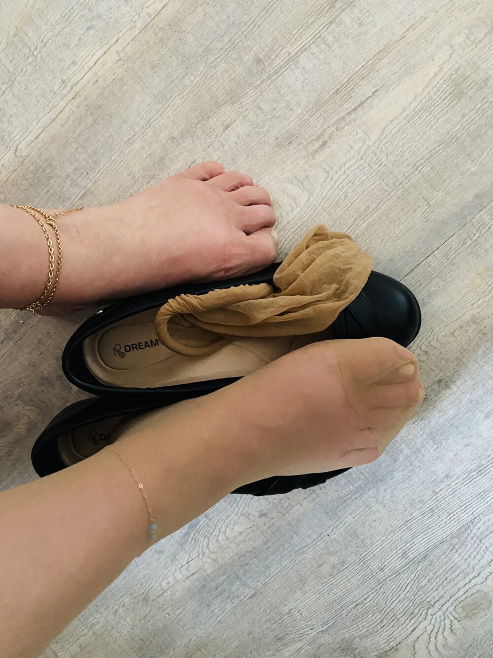 Nylon Hautfarben 12 Stunden auf der Messe getragen
