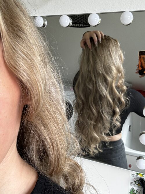 2 Pussybilder meiner nassen Mietze