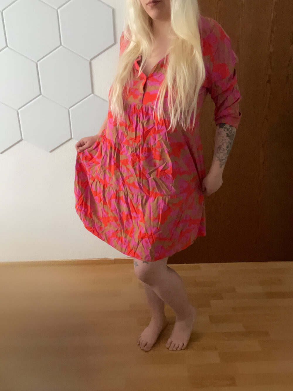 Süßes orangenes Kleid – Misc