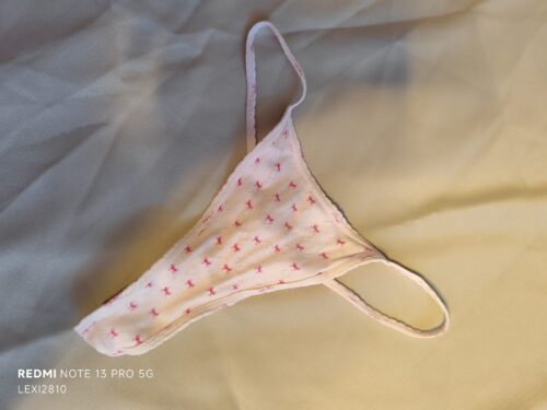 Süßer weißer string