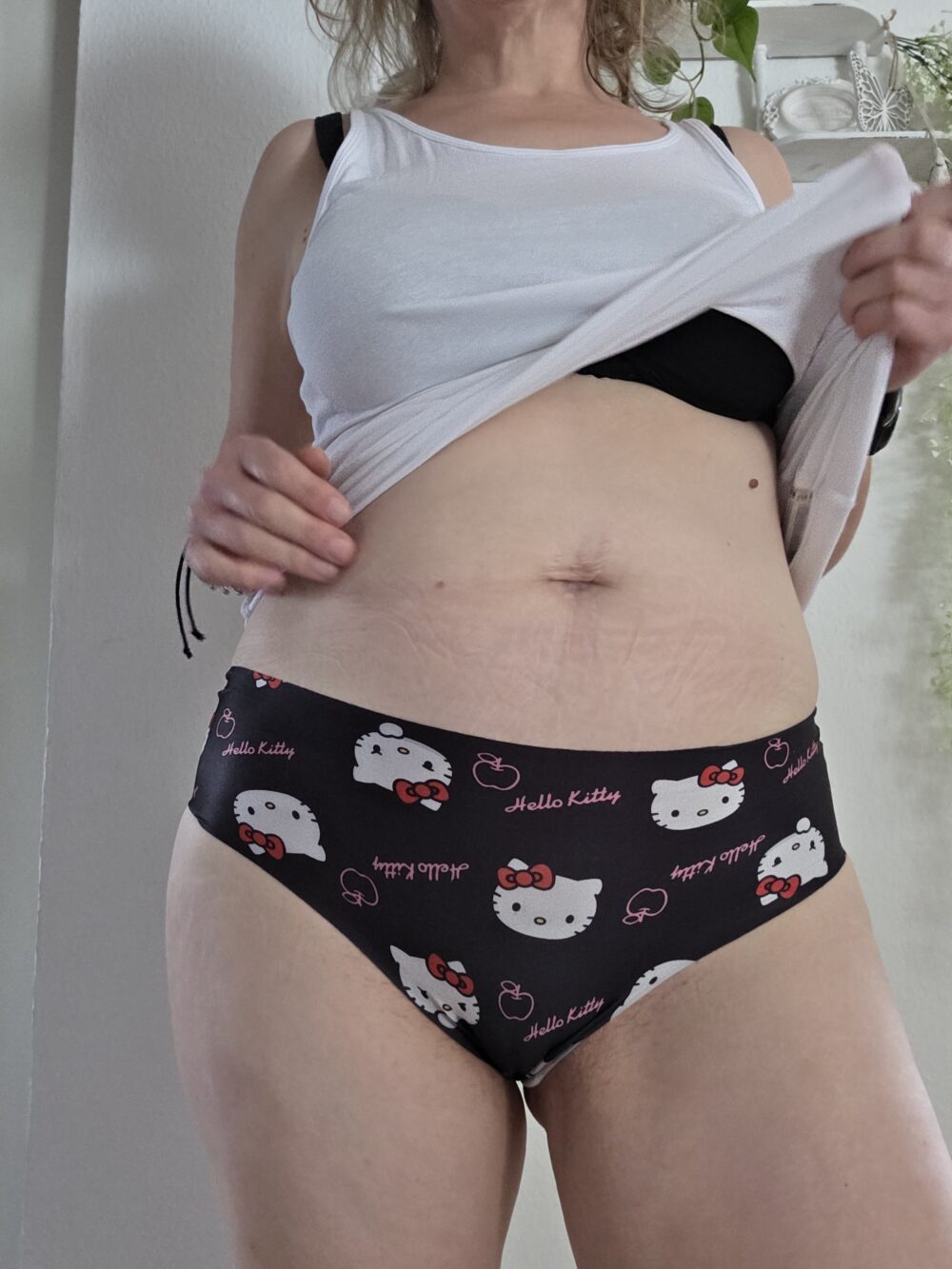 Black 🐱 Hello Kitty Slip