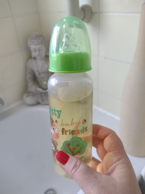 Mein NS in einer Nuckelflasche