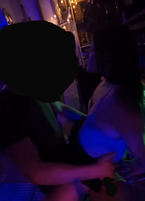 Auf der Werkbank zum Orgasmus gefickt 🥵 Fremden-Fick