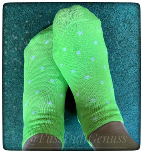 Neonsocken mit Punkte