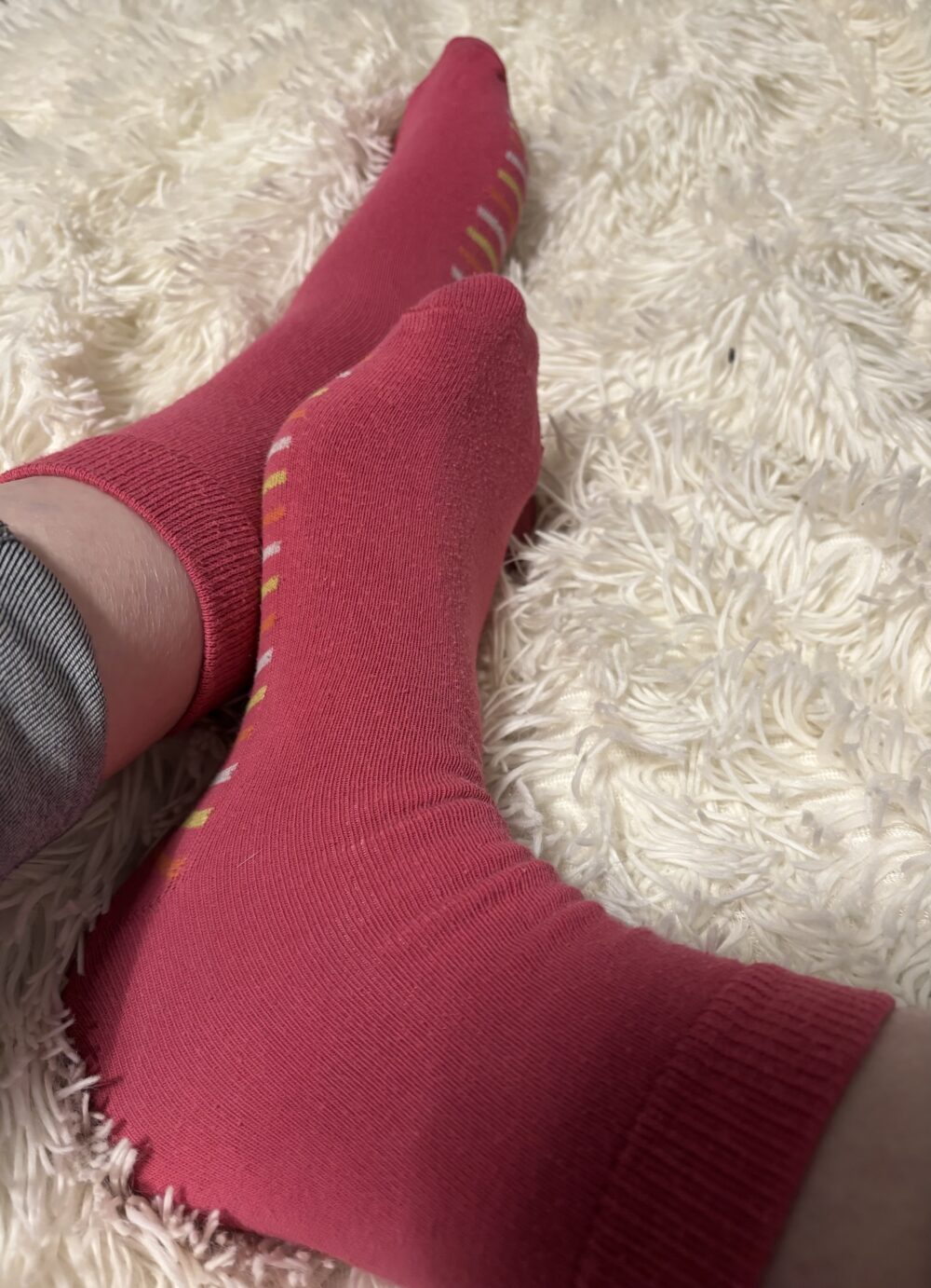 Stehst Du auf Pinke gestreifte Socken?❤️