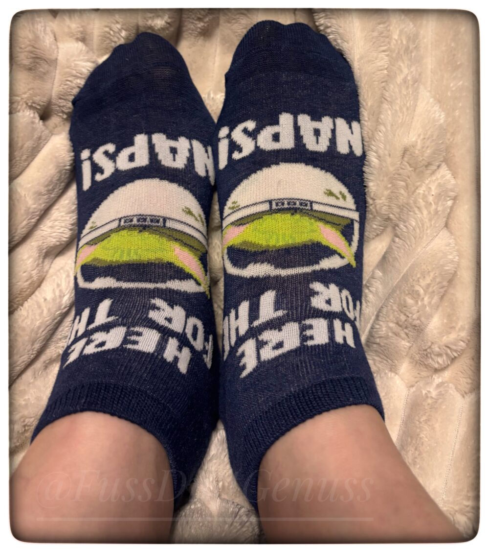 Sneaker Socken mit Motiv – Getragene Strümpfe