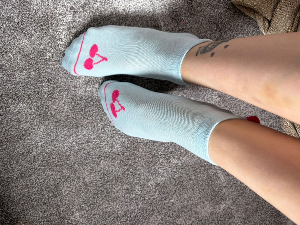 frisch duftende Socken – Getragene Strümpfe
